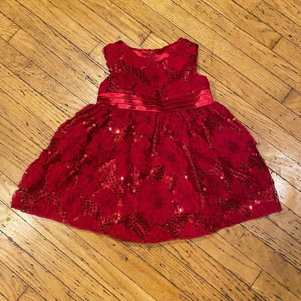 Beautiful red sequin dress with sash and bow❤️